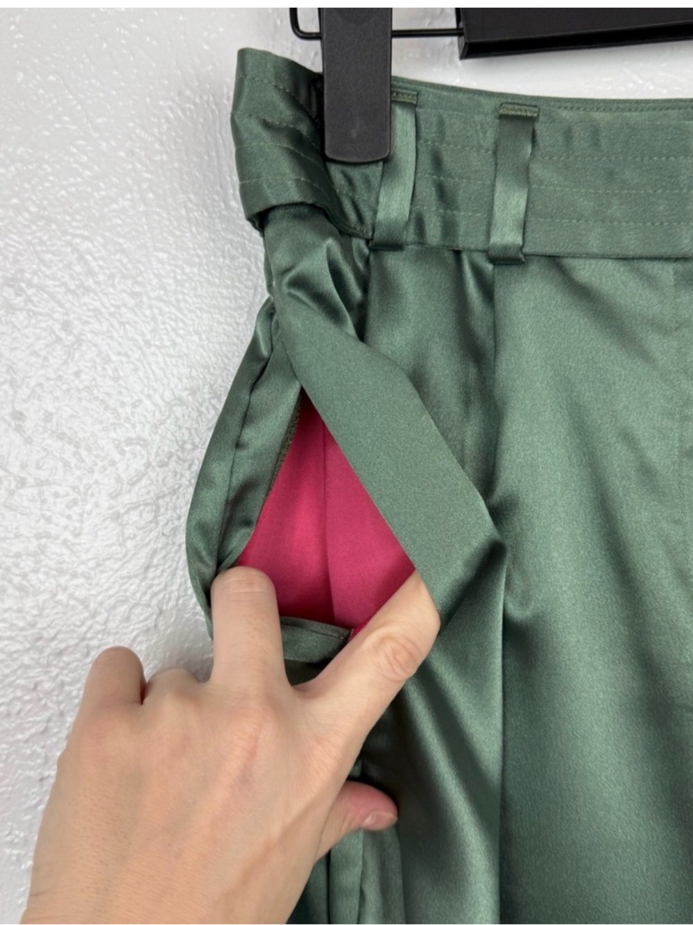 Anthropologie Maeve Satin Jogger Pants Green Size 0 - Picture 8 of 9